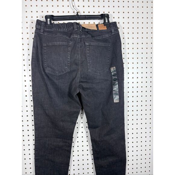 L.L Bean woman’s flex pull on jeans size 12 - Picture 3 of 11
